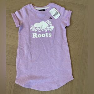 NWT 🌸Roots dress size 4T🌸